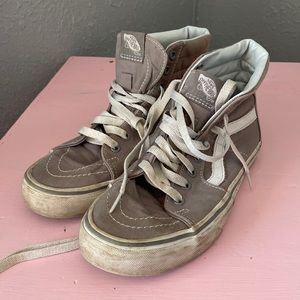Vans . Size 6.5/8
